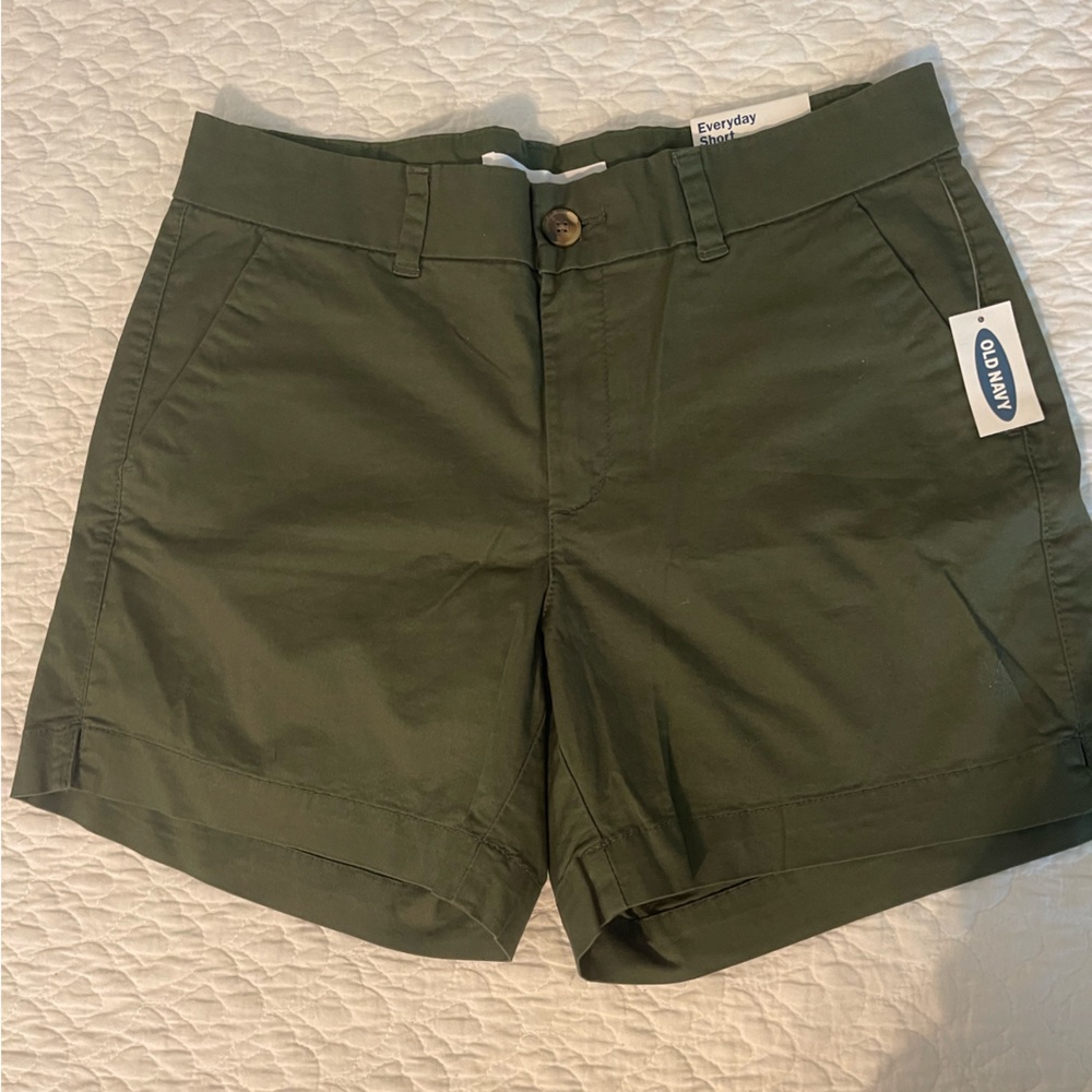 Old Navy shorts green